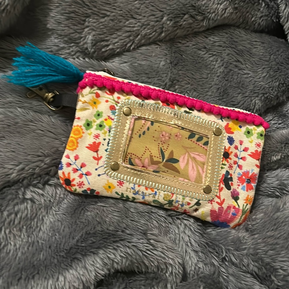ID Zip-Up Pouch & matching Shirt